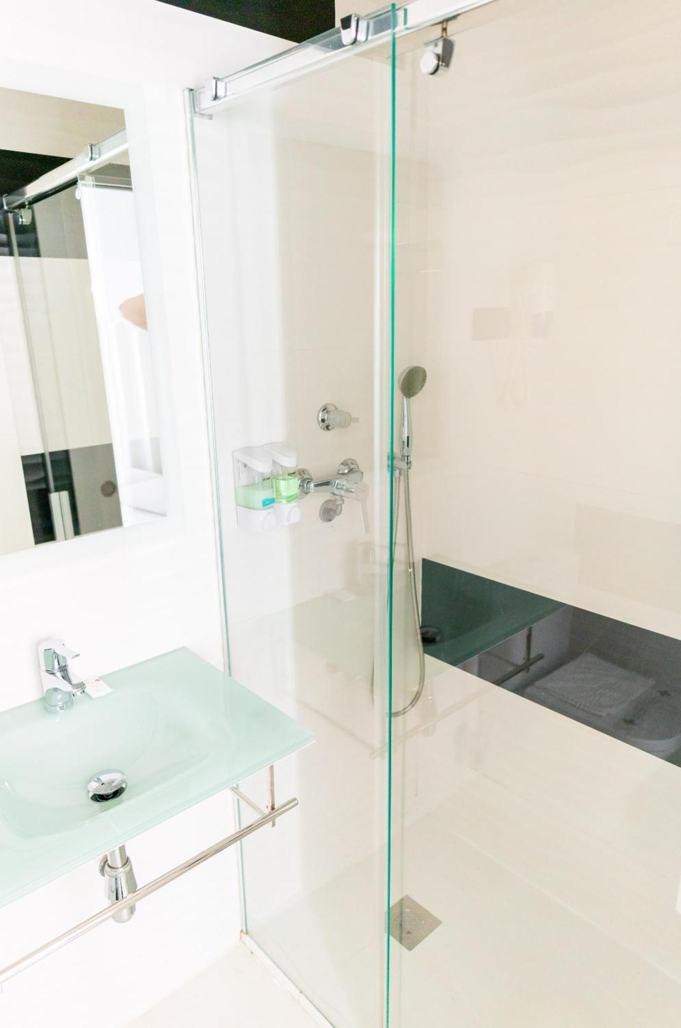 Hostal Gran Via 44 Μαδρίτη Εξωτερικό φωτογραφία