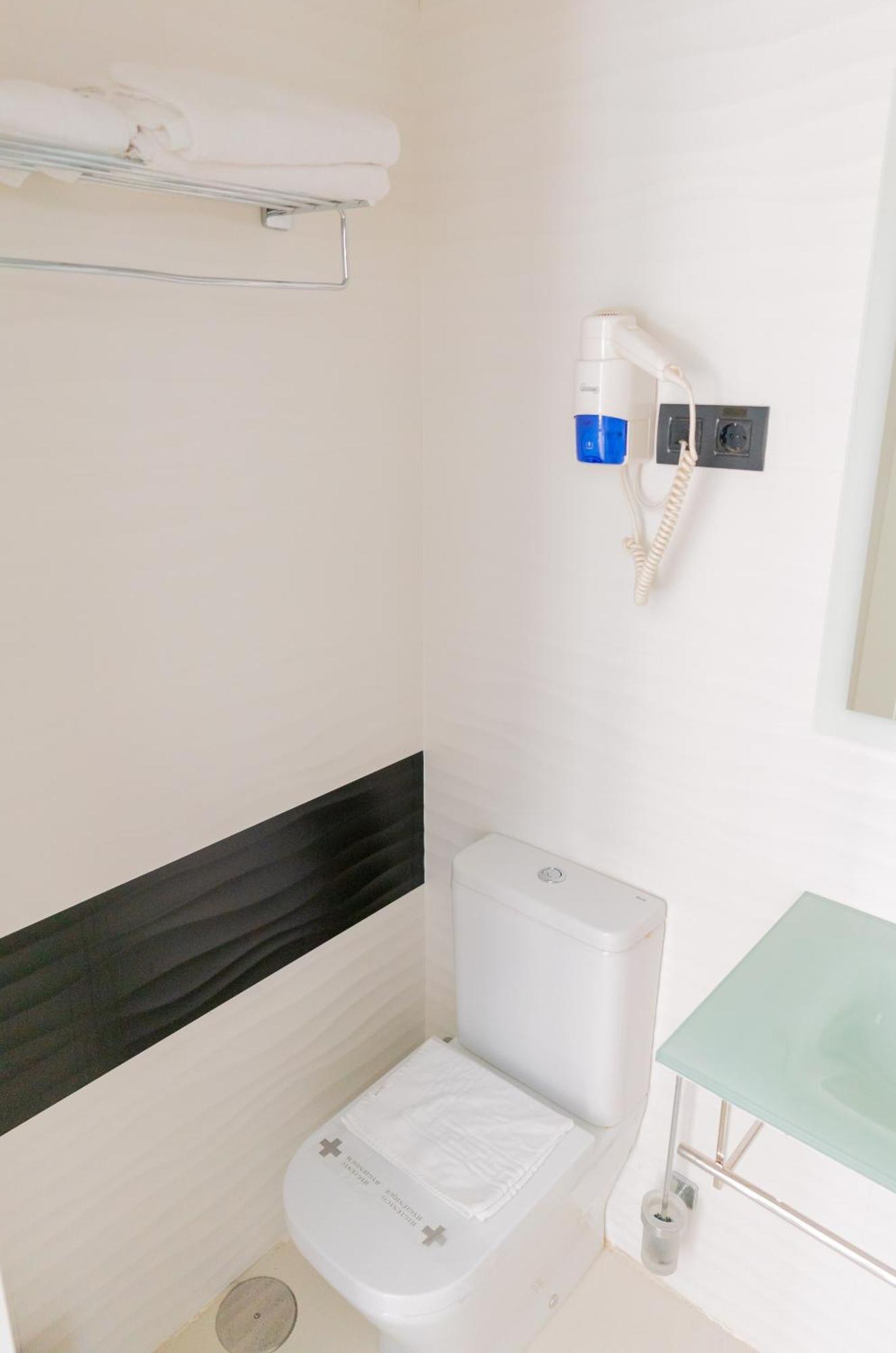 Hostal Gran Via 44 Μαδρίτη Εξωτερικό φωτογραφία
