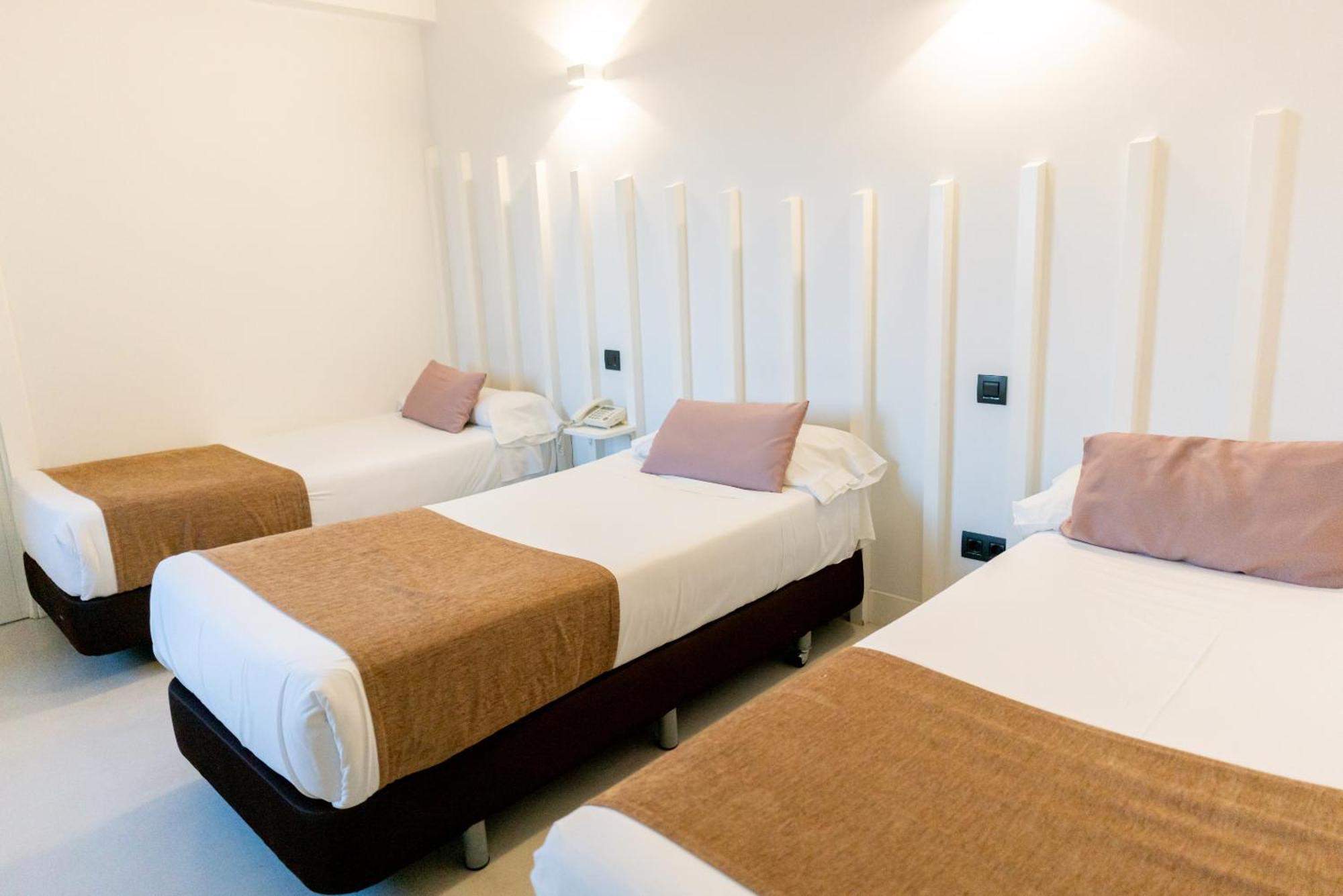 Hostal Gran Via 44 Μαδρίτη Εξωτερικό φωτογραφία