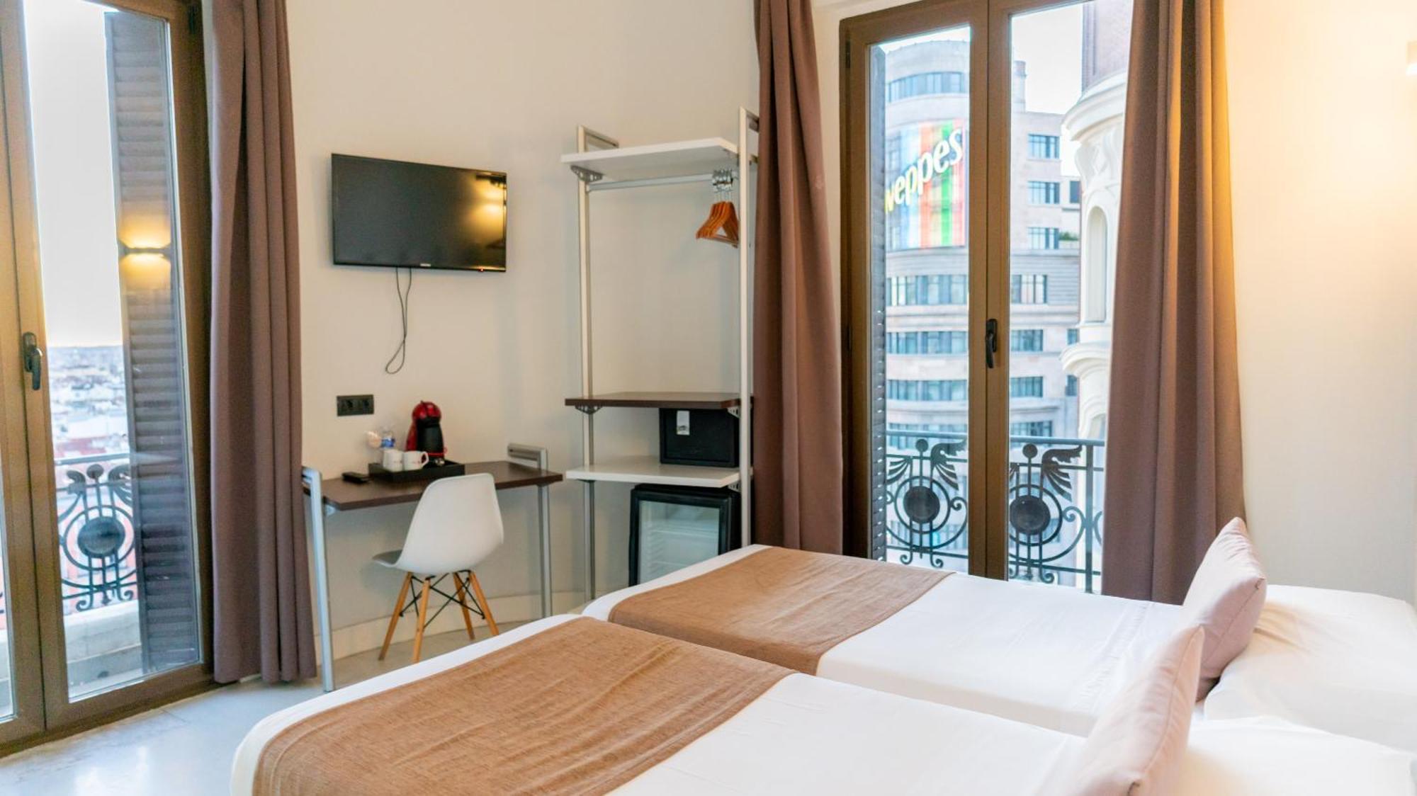 Hostal Gran Via 44 Μαδρίτη Εξωτερικό φωτογραφία